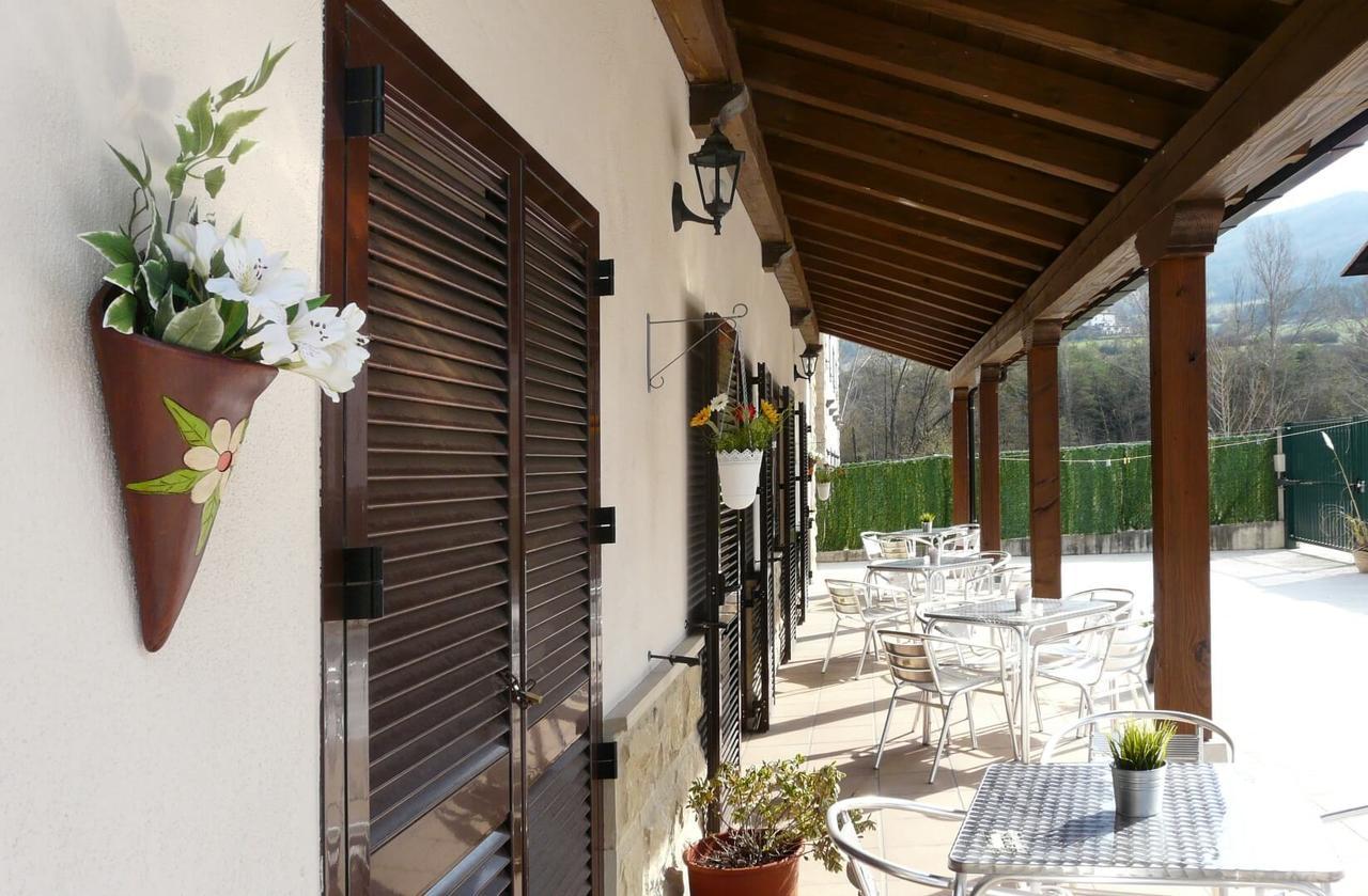 Albergue San Nicolas Larrasoana Екстер'єр фото