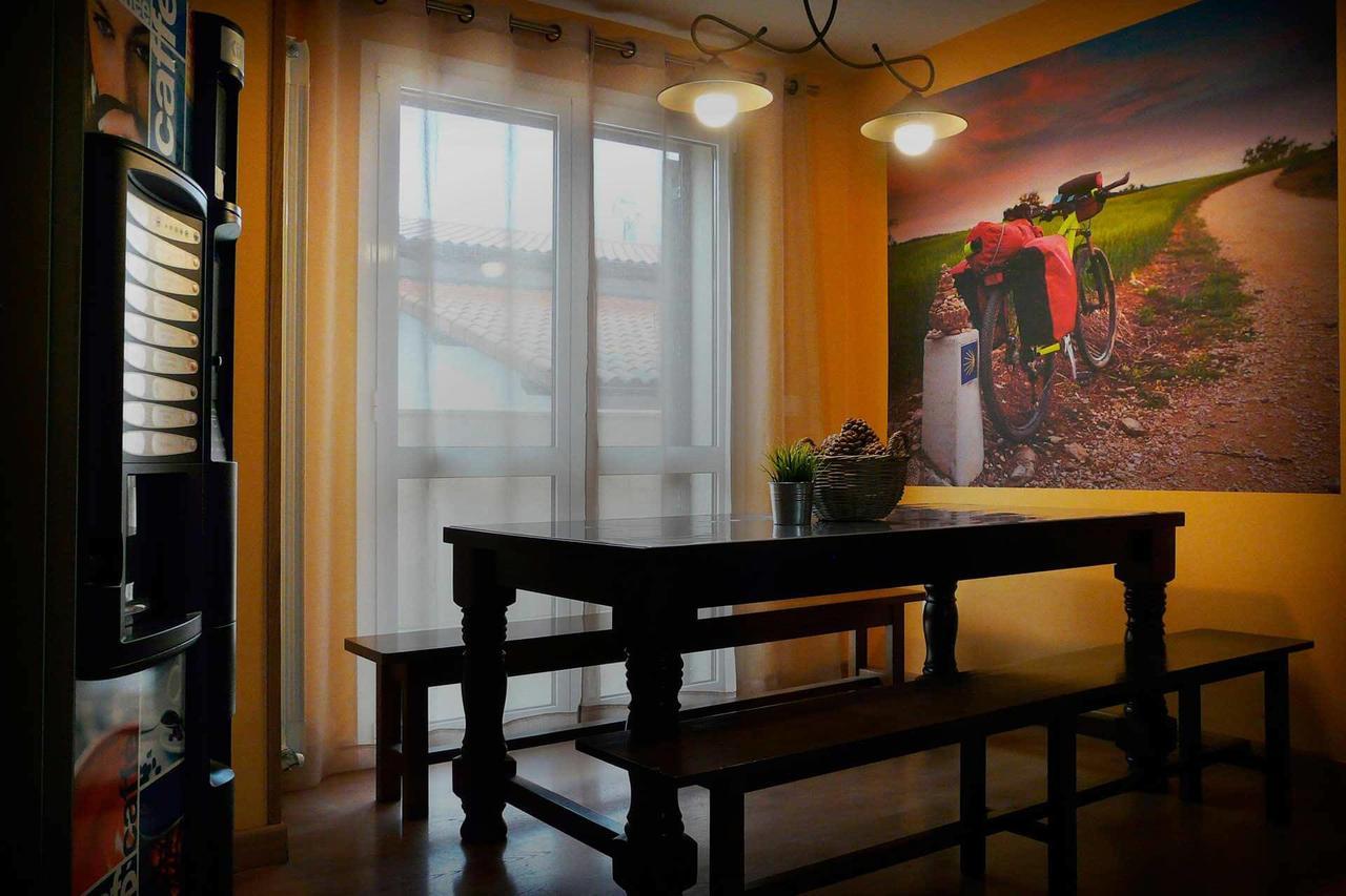 Albergue San Nicolas Larrasoana Екстер'єр фото