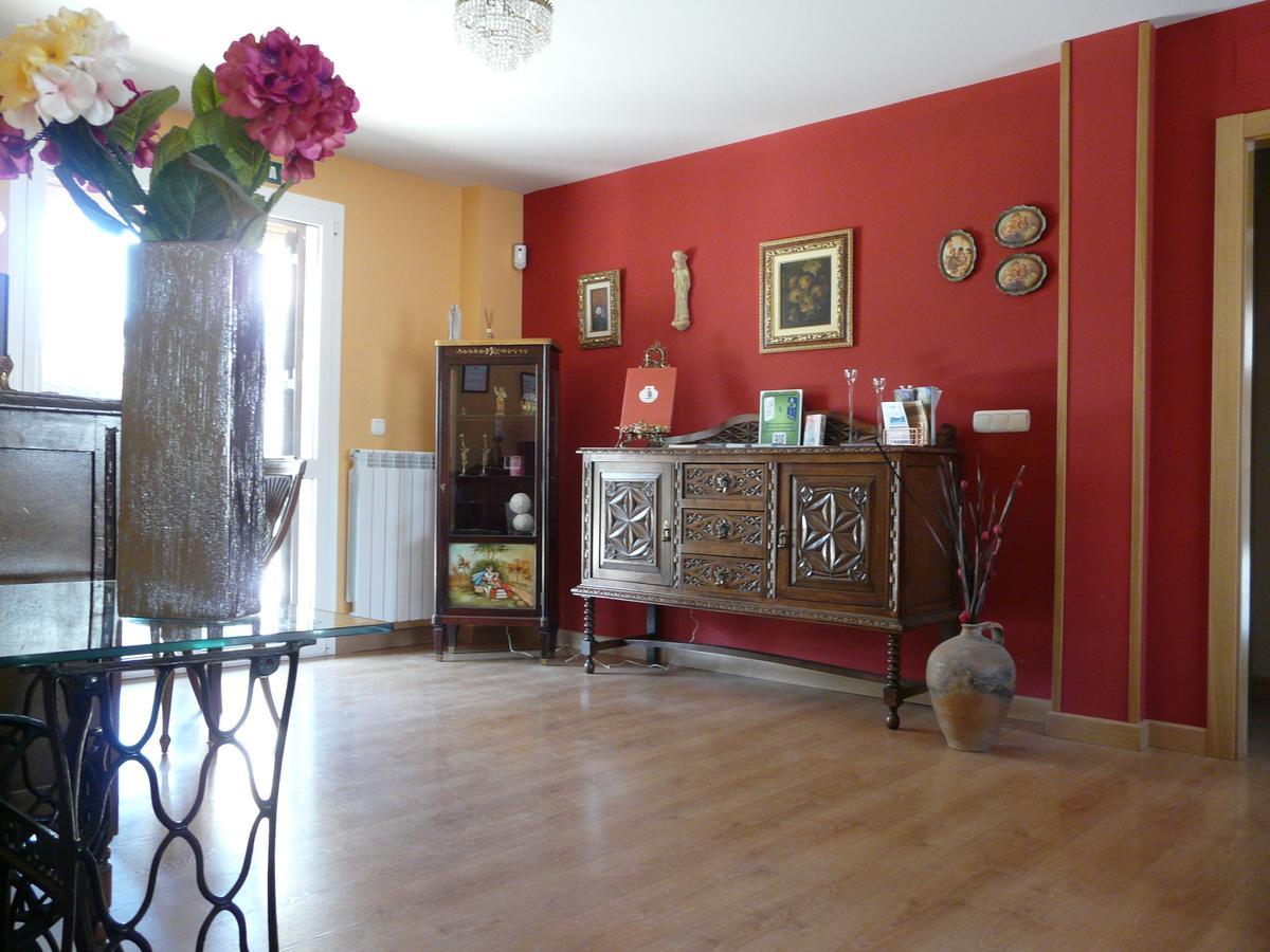 Albergue San Nicolas Larrasoana Екстер'єр фото